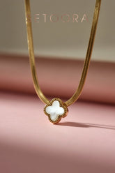 White leaf charm - Necklace
