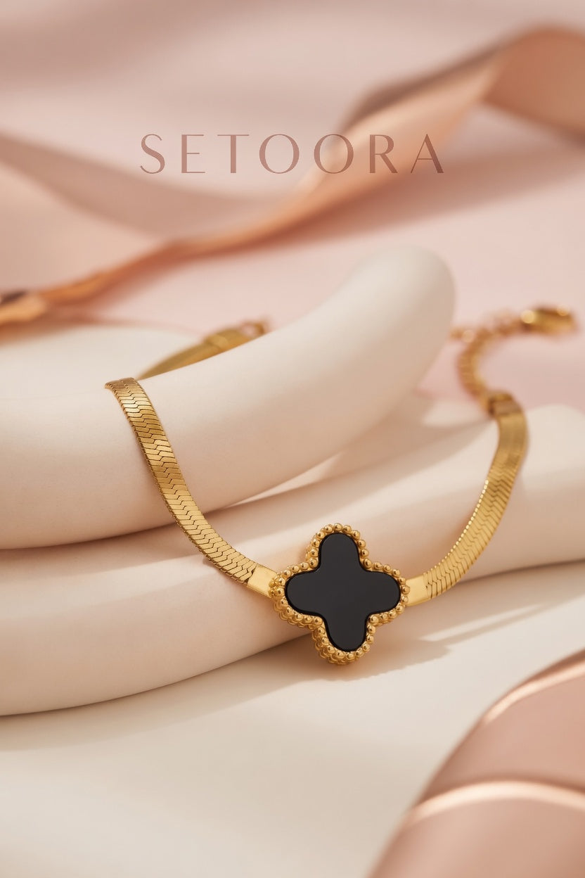 Black Leaf Charm - Bracelet