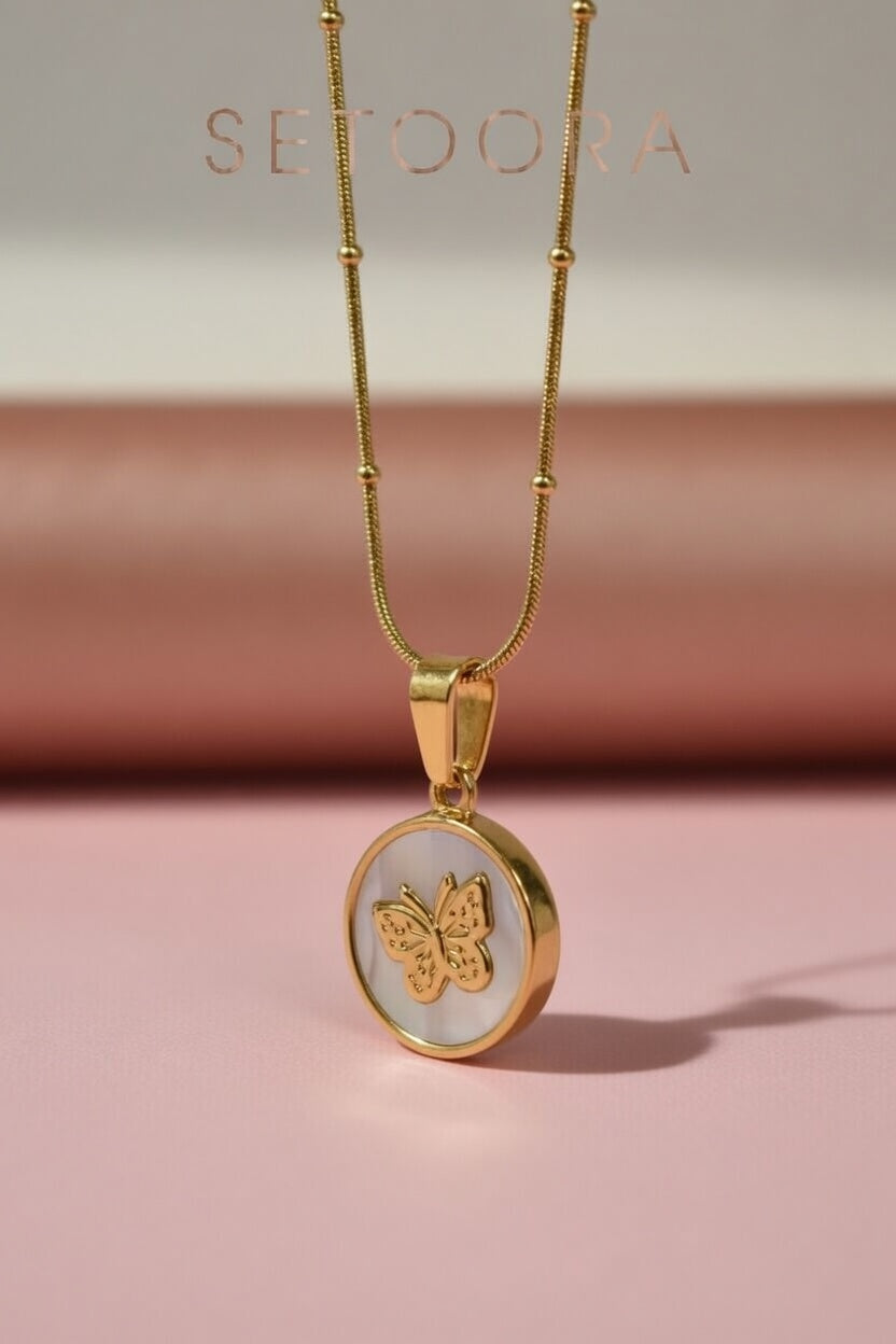 Golden butterfly - Necklace