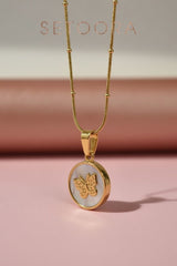 Golden butterfly - Necklace