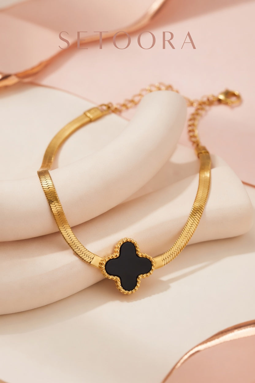 Black Leaf Charm - Bracelet